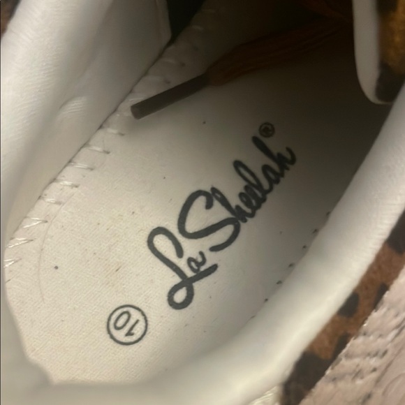 Leopard Print Sneakers with White Details and stitch detail, rubber sole - Picture 9 of 9